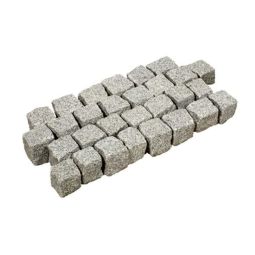 Portugees graniet kantstenen 15x17 cm bekapt